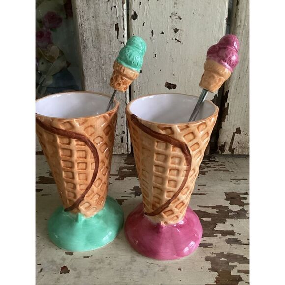 2 Vintage Lotus Ceramic Ice Cream Waffle Cones with Spoons Green Pink 6.5” T - Picture 1 of 7
